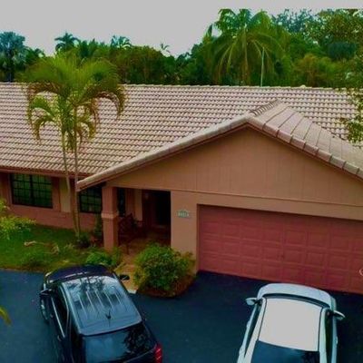 7320 Sw 7 Th St, Plantation, FL 33317