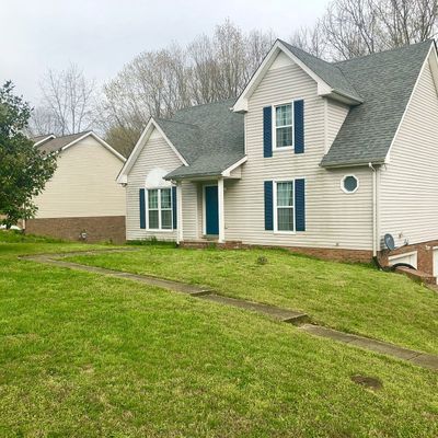 755 Cloud Dr, Clarksville, TN 37043