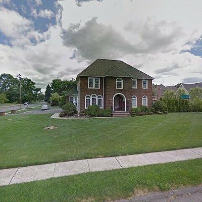 10 Amato Dr, Wethersfield, CT 06109