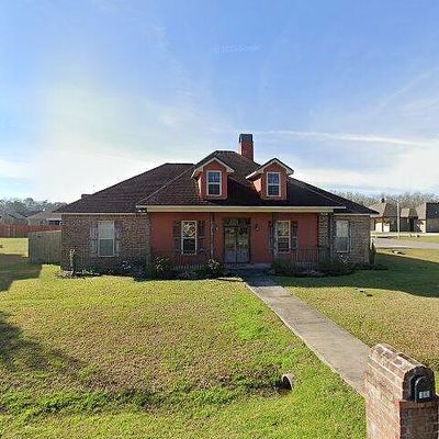 100 Sawtooth Dr, Carencro, LA 70520