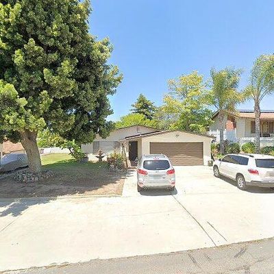 1006 Knoll Park Ln, Fallbrook, CA 92028