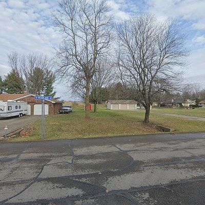 101 E Woodland Dr, Pendleton, IN 46064