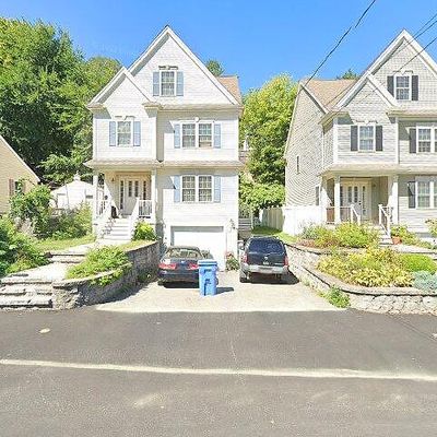 101 Princeton Ave, Waltham, MA 02451