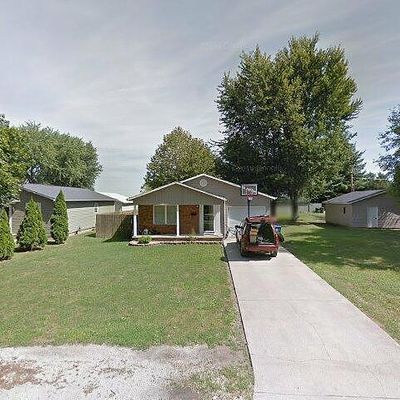 1012 N Elm St, Fairmount, IN 46928