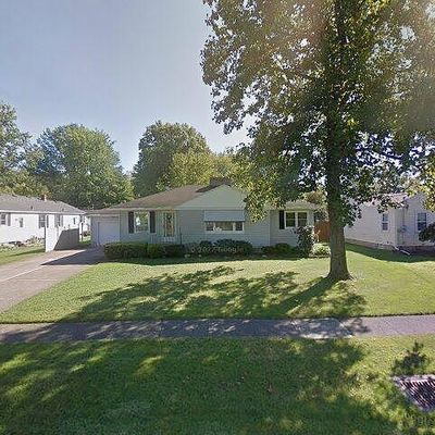 1013 N Willow St, Grafton, OH 44044
