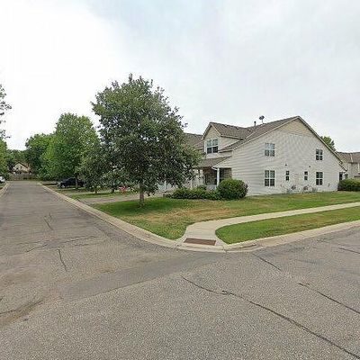 934 Cole St, Chaska, MN 55318