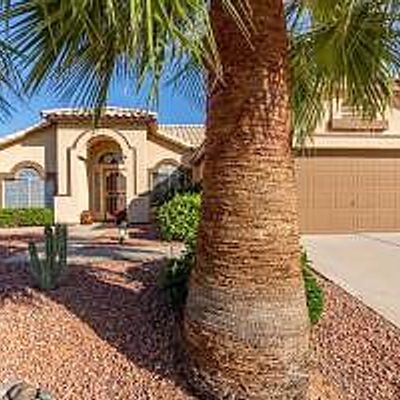 989 S Canal Dr, Gilbert, AZ 85296