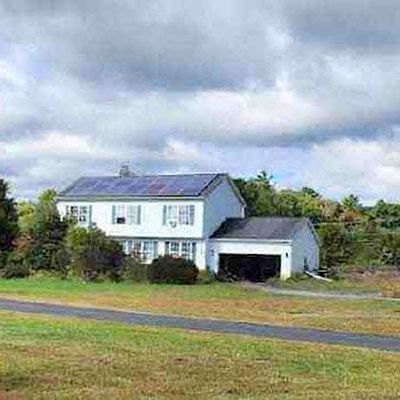 11 Locust Ridge Dr, Corinth, NY 12822