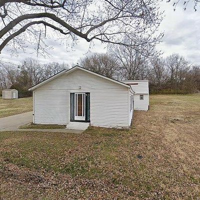 1100 N Independence St, Pleasant Hill, MO 64080