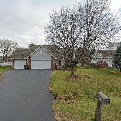 111 Thistlewood Trl, Rockton, IL 61072