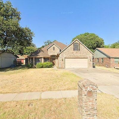 1143 Pebblebrook Dr, Lewisville, TX 75067