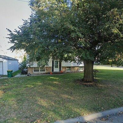 116 7 Th St Sw, Hampton, IA 50441