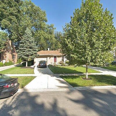 117 S George St, Mount Prospect, IL 60056