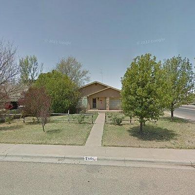 1015 Raleigh St, Plainview, TX 79072