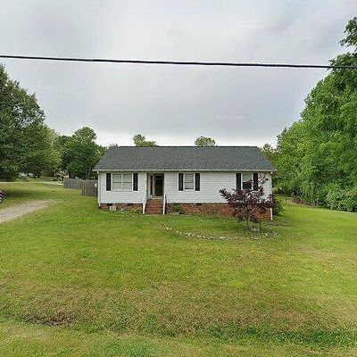 102 Archdale Blvd, Archdale, NC 27263