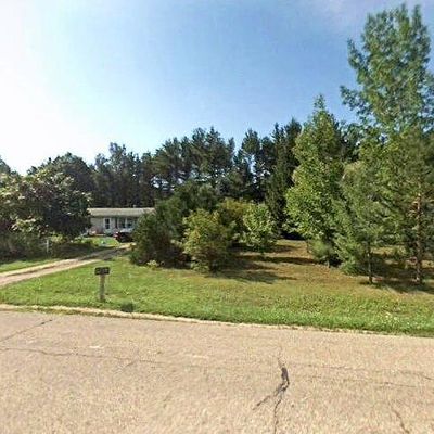 10205 W Cadillac Rd, Cadillac, MI 49601