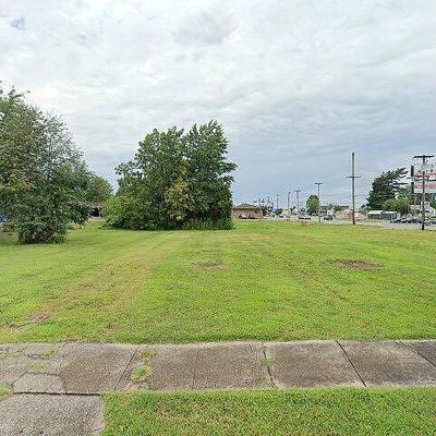 1024 N Market St, Marion, IL 62959