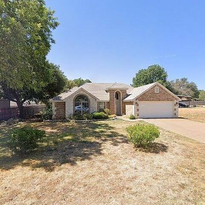 104 Elmore Dr, Woodway, TX 76712