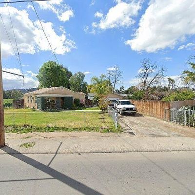 10484 Wells Ave, Riverside, CA 92505