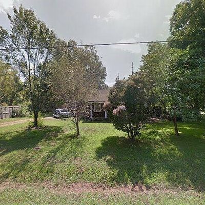 105 E 7 Th St, Lowry City, MO 64763