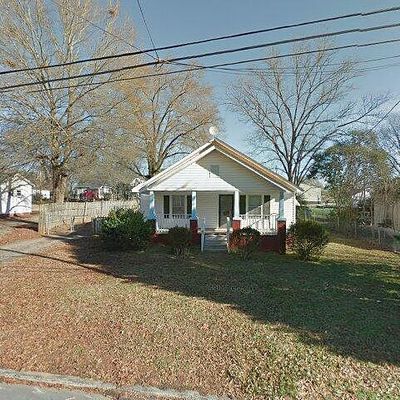 106 Cora St, Laurens, SC 29360