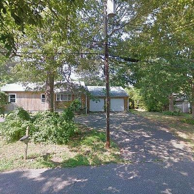 107 Coventry Ave, Mastic, NY 11950