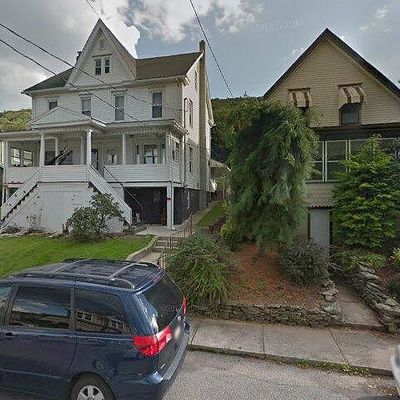 107 E Center St, Nesquehoning, PA 18240