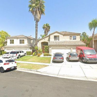 1073 La Marillo Cir, Corona, CA 92879