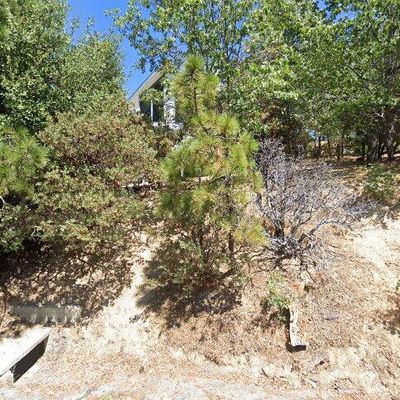 1075 Grass Valley Rd, Lake Arrowhead, CA 92352