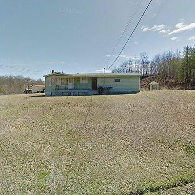 128 Breeden Ln, Oliver Springs, TN 37840