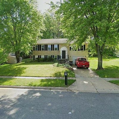 12802 Lampton Ln, Fort Washington, MD 20744