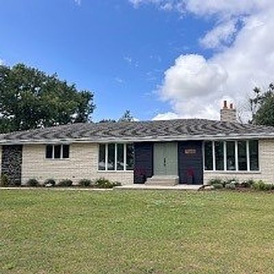 1285 S Gorman Rd, Mazon, IL 60444