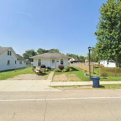 130 S High St, Hebron, OH 43025
