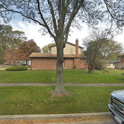 1306 Regency Grove Dr, Darien, IL 60561