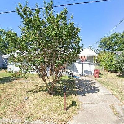 1309 Pine St, Bonham, TX 75418