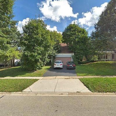 1311 Blue Ridge Pkwy, Algonquin, IL 60102