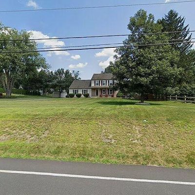 1329 Central Manor Rd, Washington Boro, PA 17582