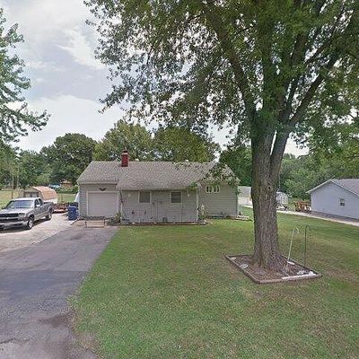 13505 Spruce Ave, Grandview, MO 64030
