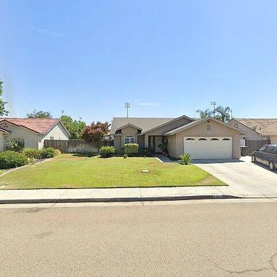 1366 Malsch Strasse, Dinuba, CA 93618