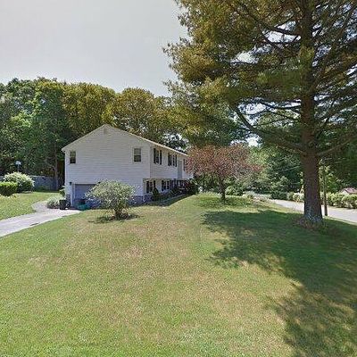 139 Karen Ln, Abington, MA 02351