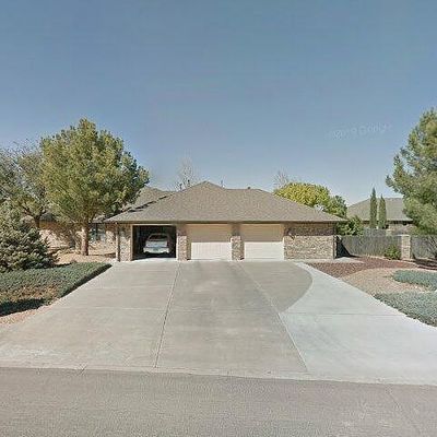 14 Granite Cir, Roswell, NM 88201