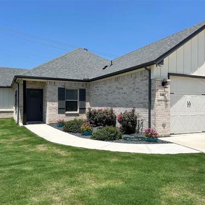 140 Hummingbird Dr, Weatherford, TX 76088