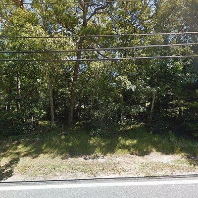 141 Riverside Dr, West Harwich, MA 02671