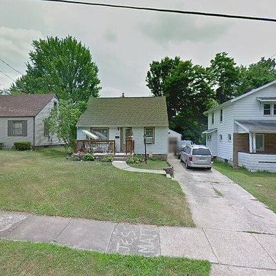 1413 Avon St, Youngstown, OH 44505