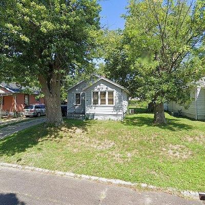 1419 Lake St, Pekin, IL 61554