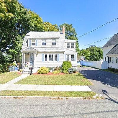 12 Myrtle Ave, Wakefield, MA 01880