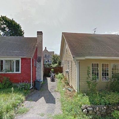 12 Poplar St, Lynn, MA 01905