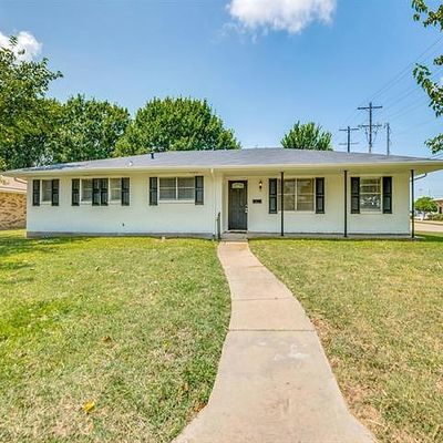 1229 Stanley St, Denton, TX 76201