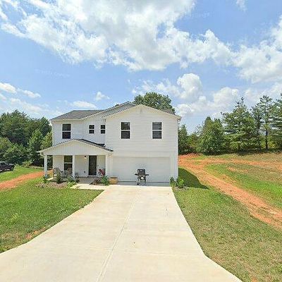 124 Lynne Ave, King, NC 27021