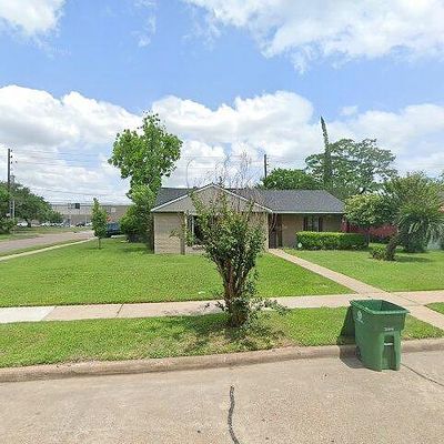 12403 Atwell Dr, Houston, TX 77035